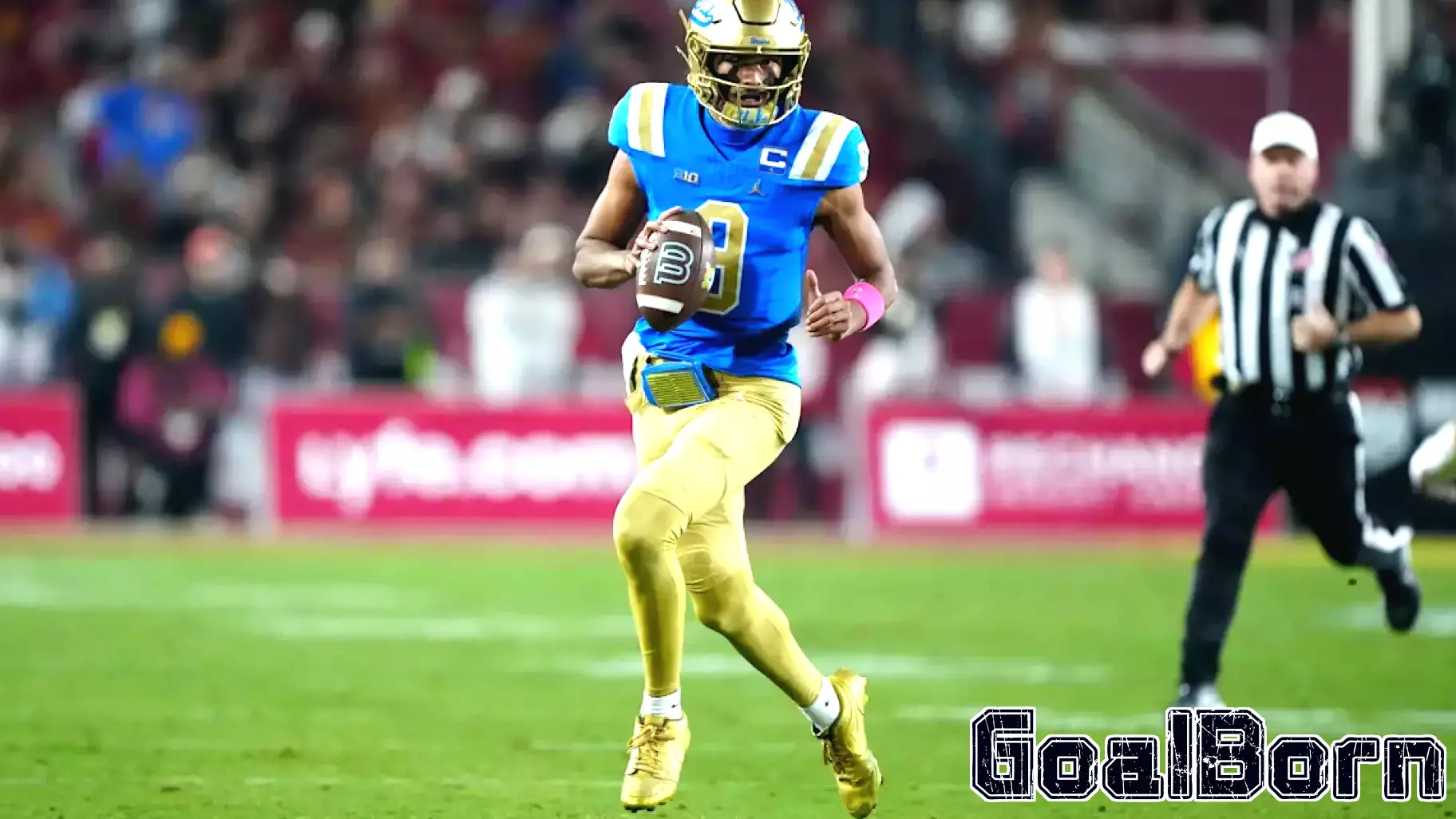Bob Chesney has high praise for his quarterback Nico Iamaleava