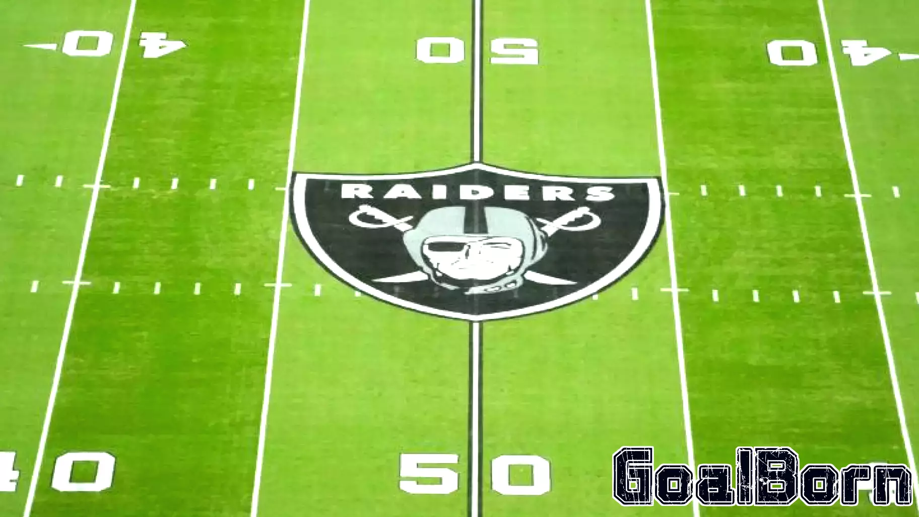Former Green Bay Packers Star Reflects on Challenging Time with Raiders