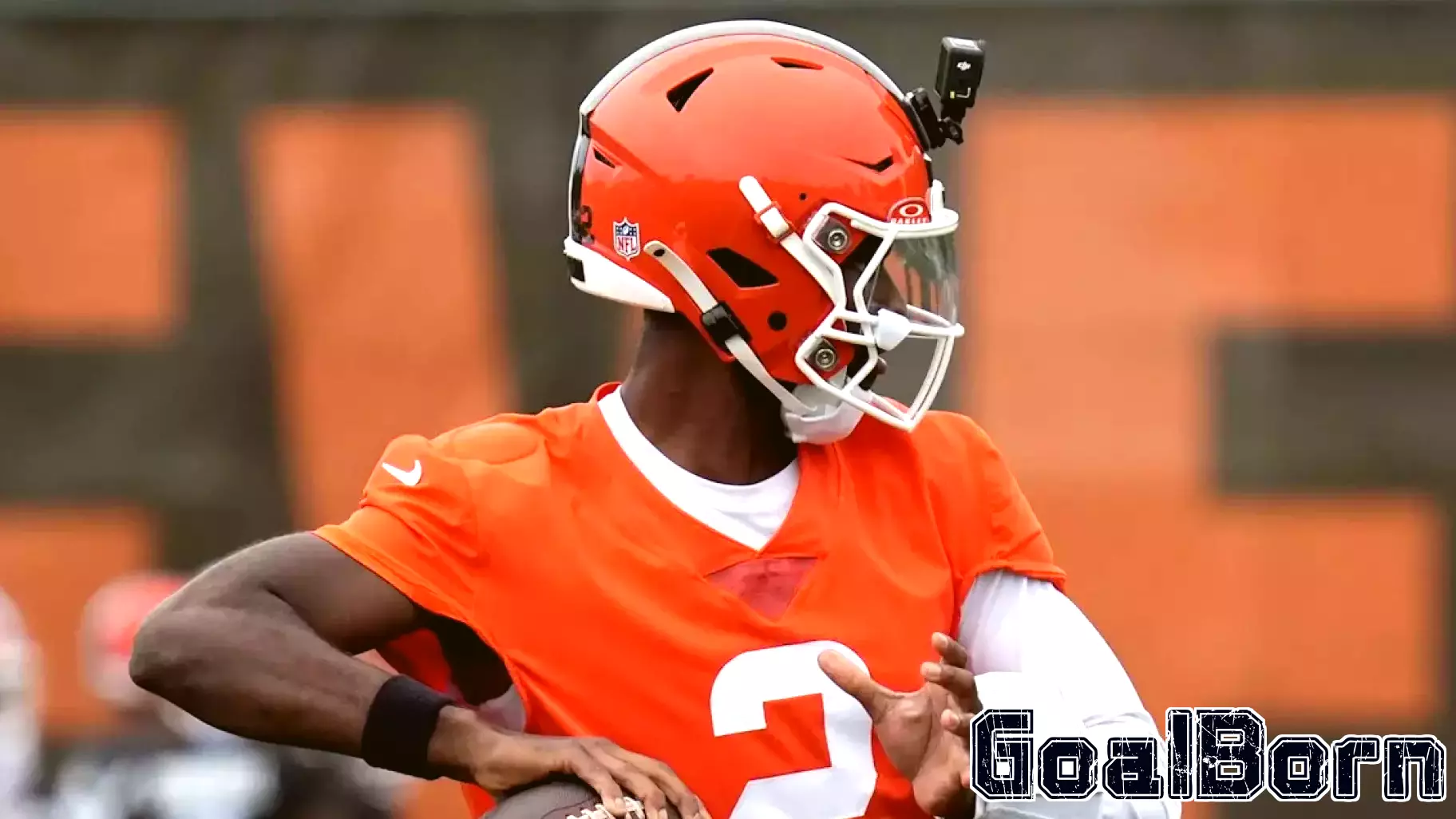 Shedeur Sanders completely outclasses Deshaun Watson
