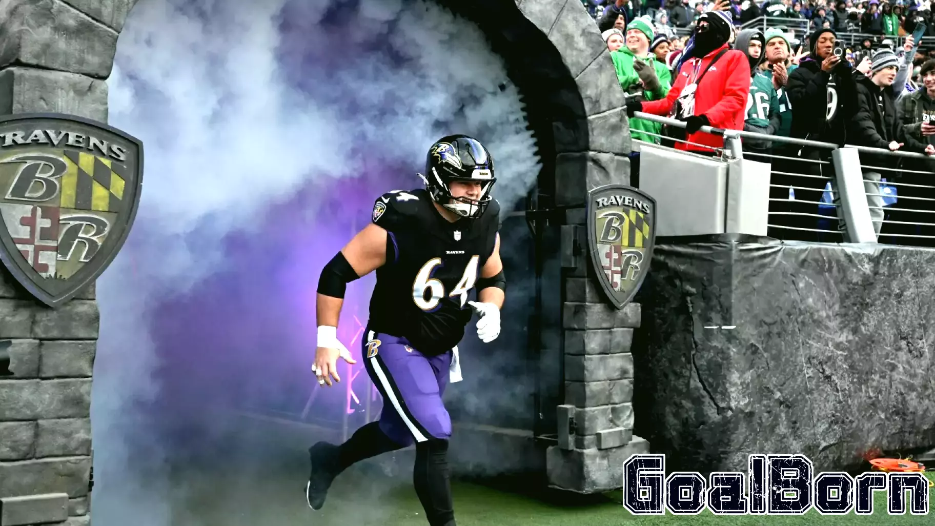 Tyler Linderbaum Prioritizes Football Over Contract Talks