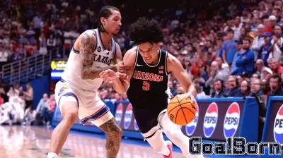 College basketball picks: Predictions for Kansas vs. Arizona, more top 25 games on Saturday