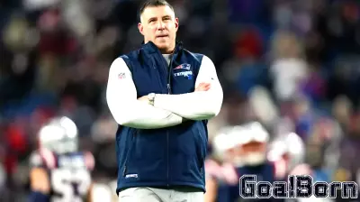 Patriots coach Mike Vrabel named PFWA Coach of the Year