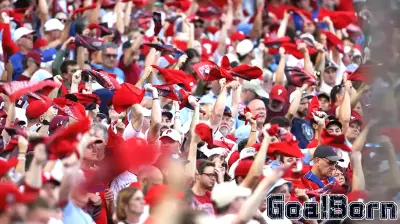 Phillies invite 2 intriguing players to spring training